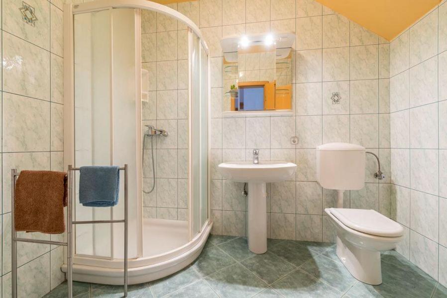 Apartma Jezerci Apartment Bled Room photo